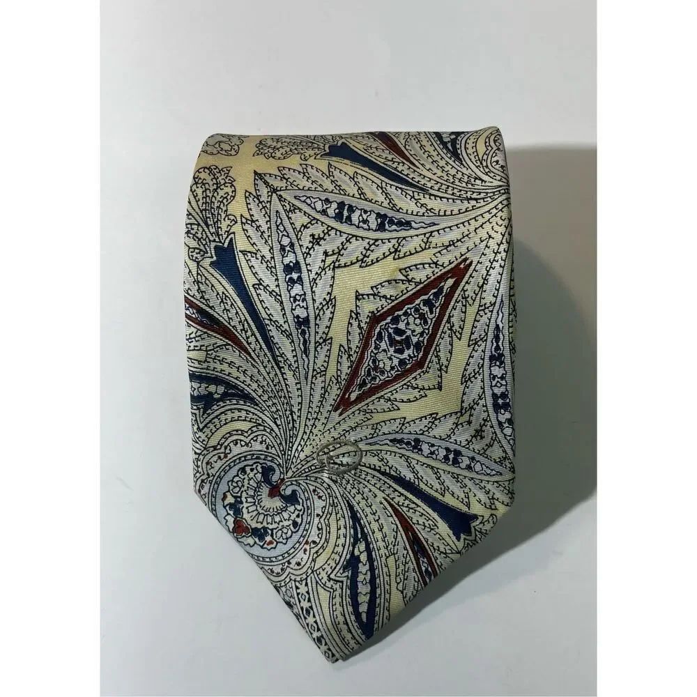 Oscar de La Renta tie